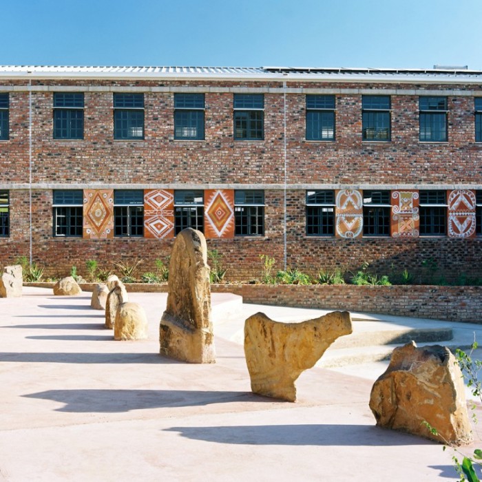 7 Fountains Primary School — image 2