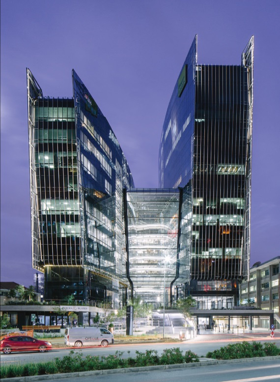 140 West — image 4